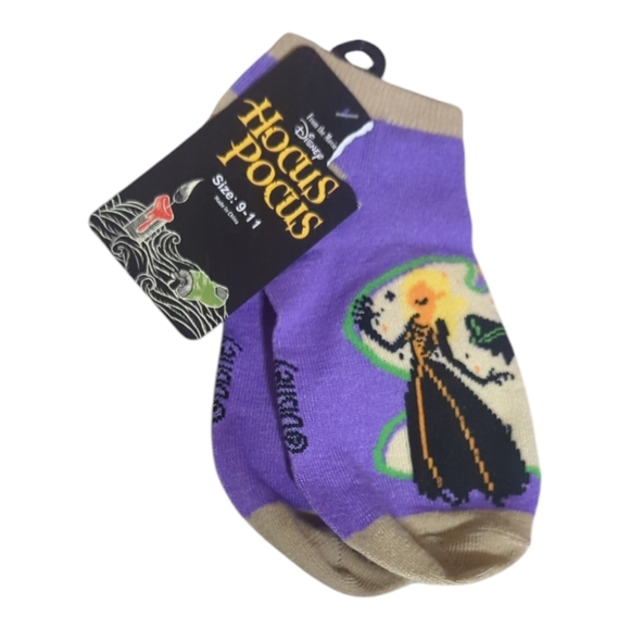 Disney Hocus Pocus Purple Socks - Picture 1 of 2